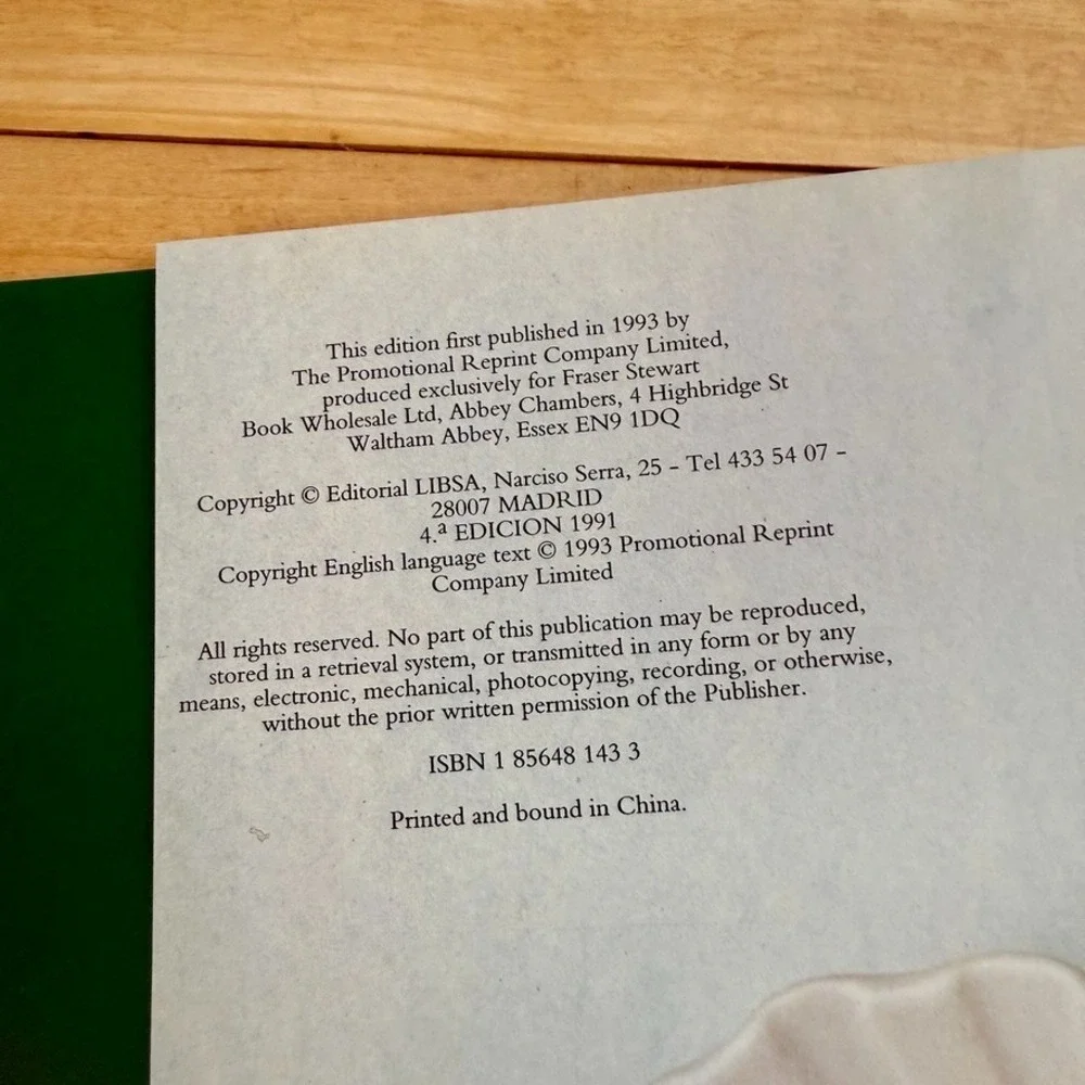 1993 All Colour Vegetarian Cooking‎ Cookbook Full-Color 240 Easy Recipes